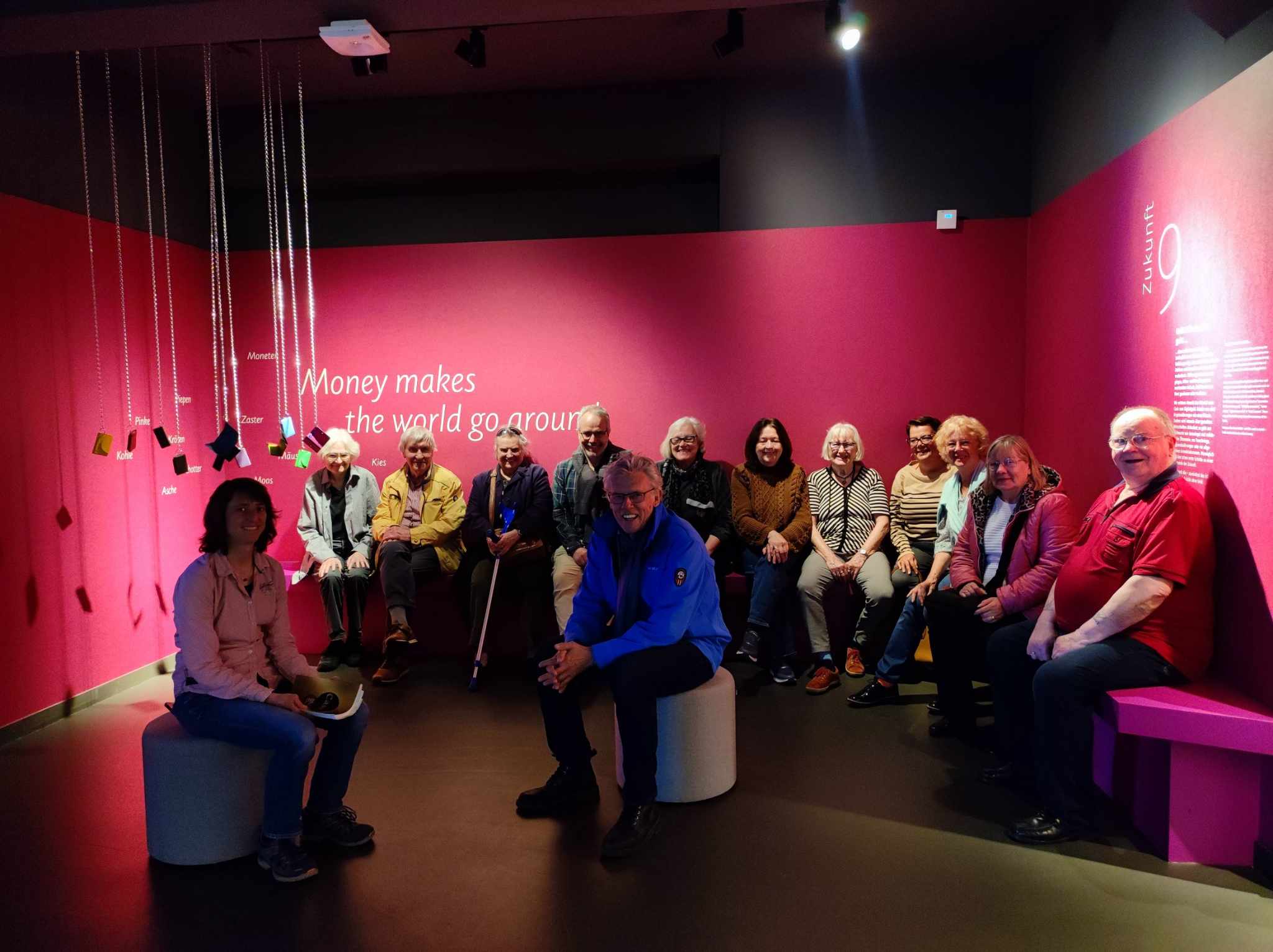 Führung durch die Ausstellung 'CASH' - über die Geschichte des Bargelds